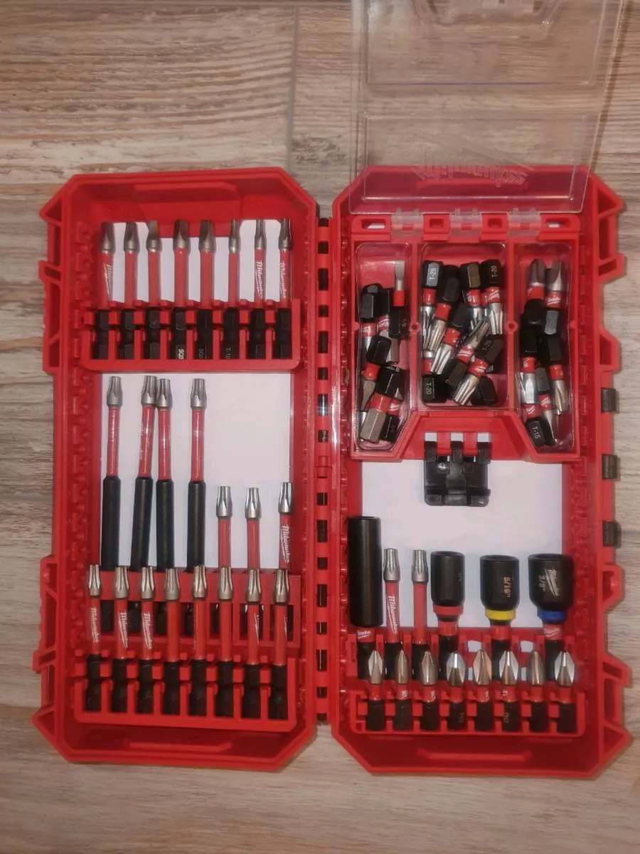 bit set  impakt driver 100 pc - Image 1