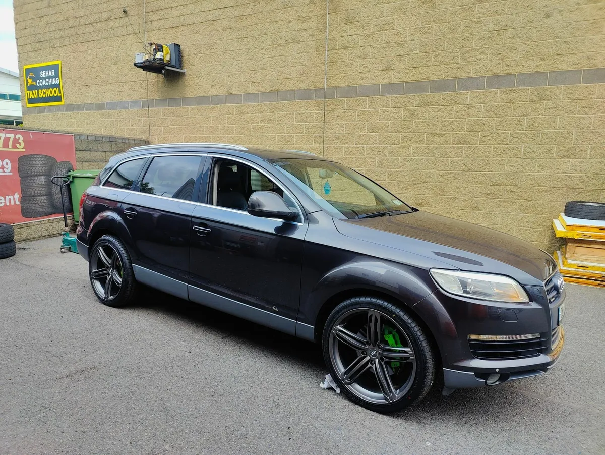 Audi Q7 2006 Crew Cab 5 Seats for sale in Co. Dublin for €6,995 on DoneDeal