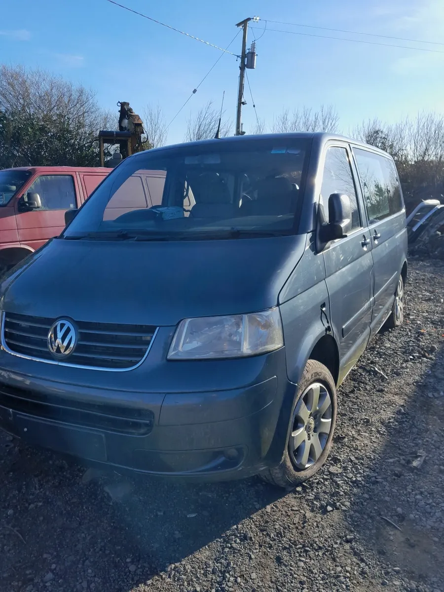 Volkswagen Transporter / Caravelle  T5 t4 parts - Image 2