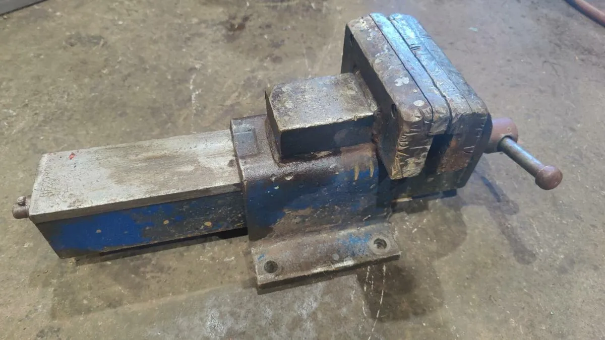 Record Leader no 14 Fabricated steel vice RARE** - Image 1