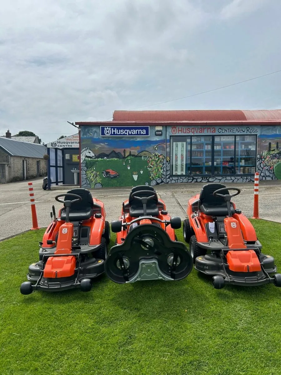 Husqvarna ride on lawnmower