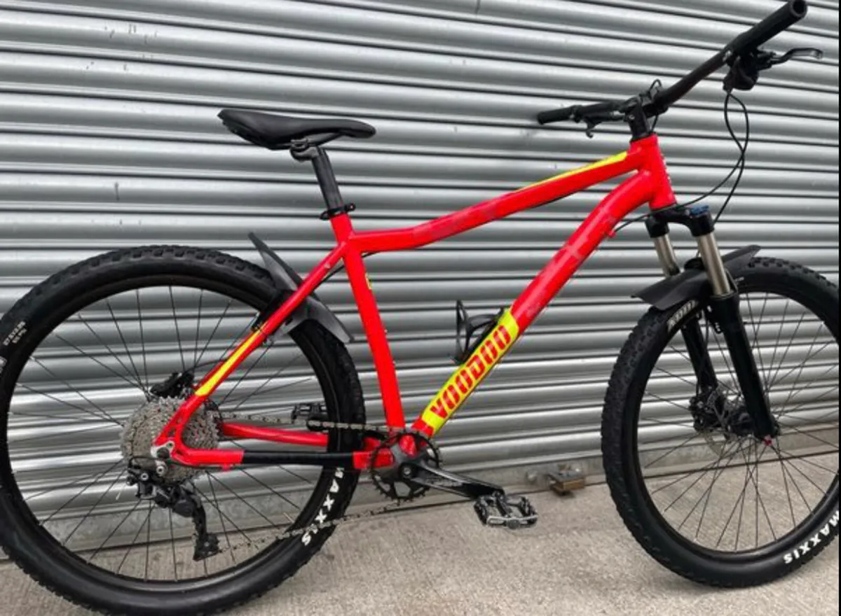 Red voodoo best sale mountain bike