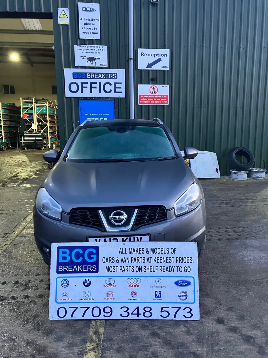 2012 Nissan qashqai parts breaking