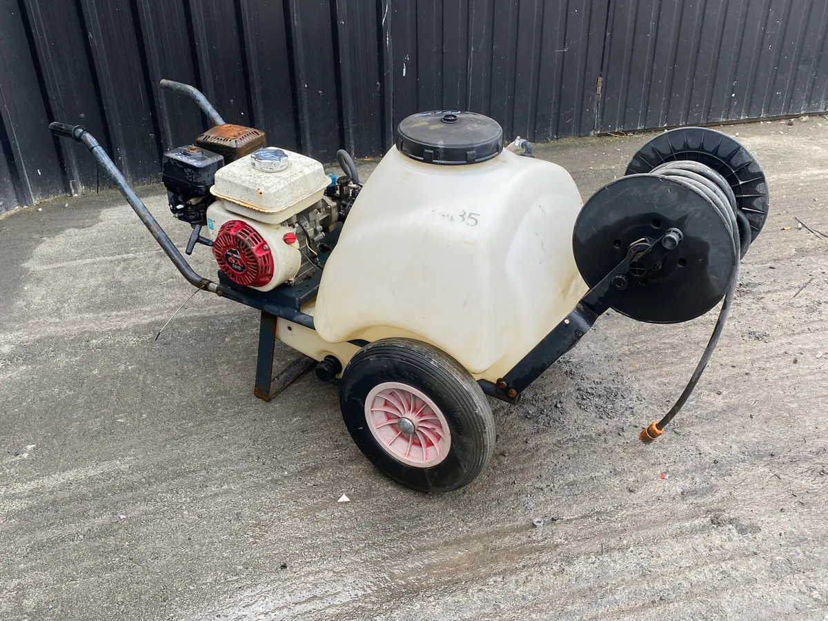 Petrol Power Washer With Bowser & Reel - Image 1