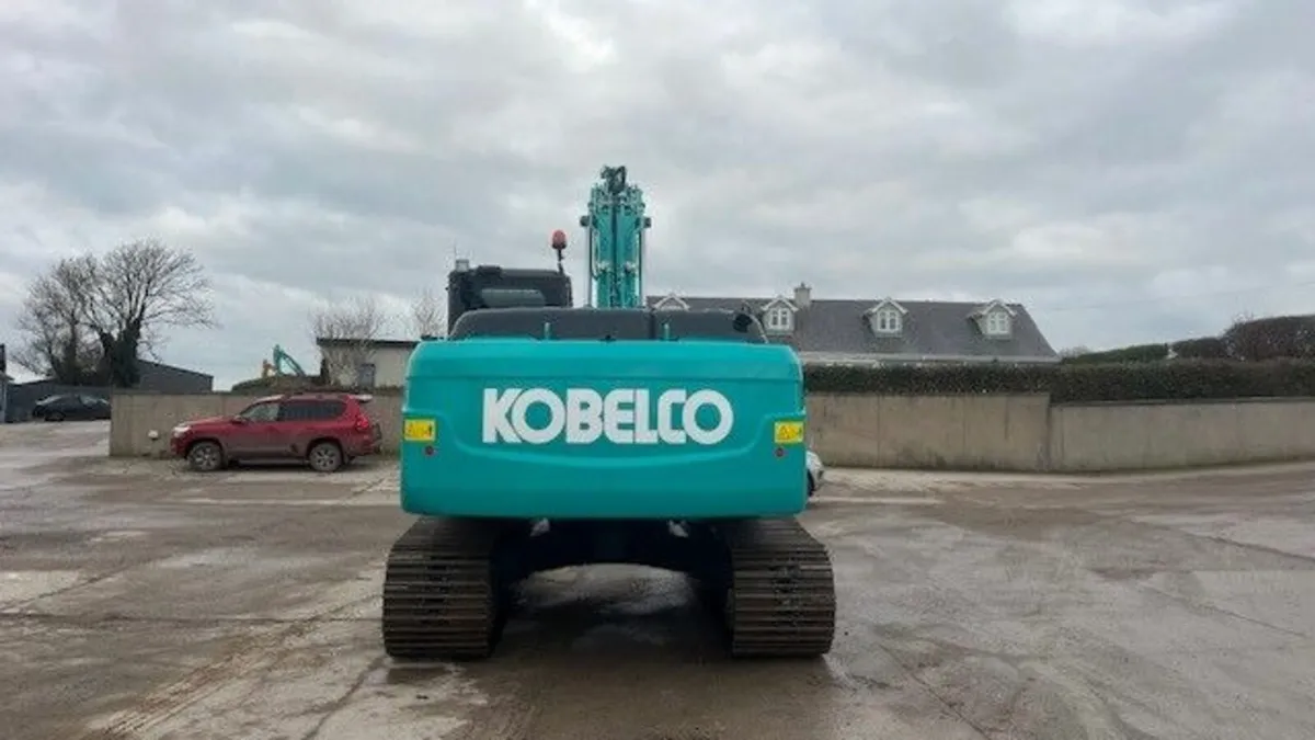 2023 Kobelco SK210LC-11 - Image 2