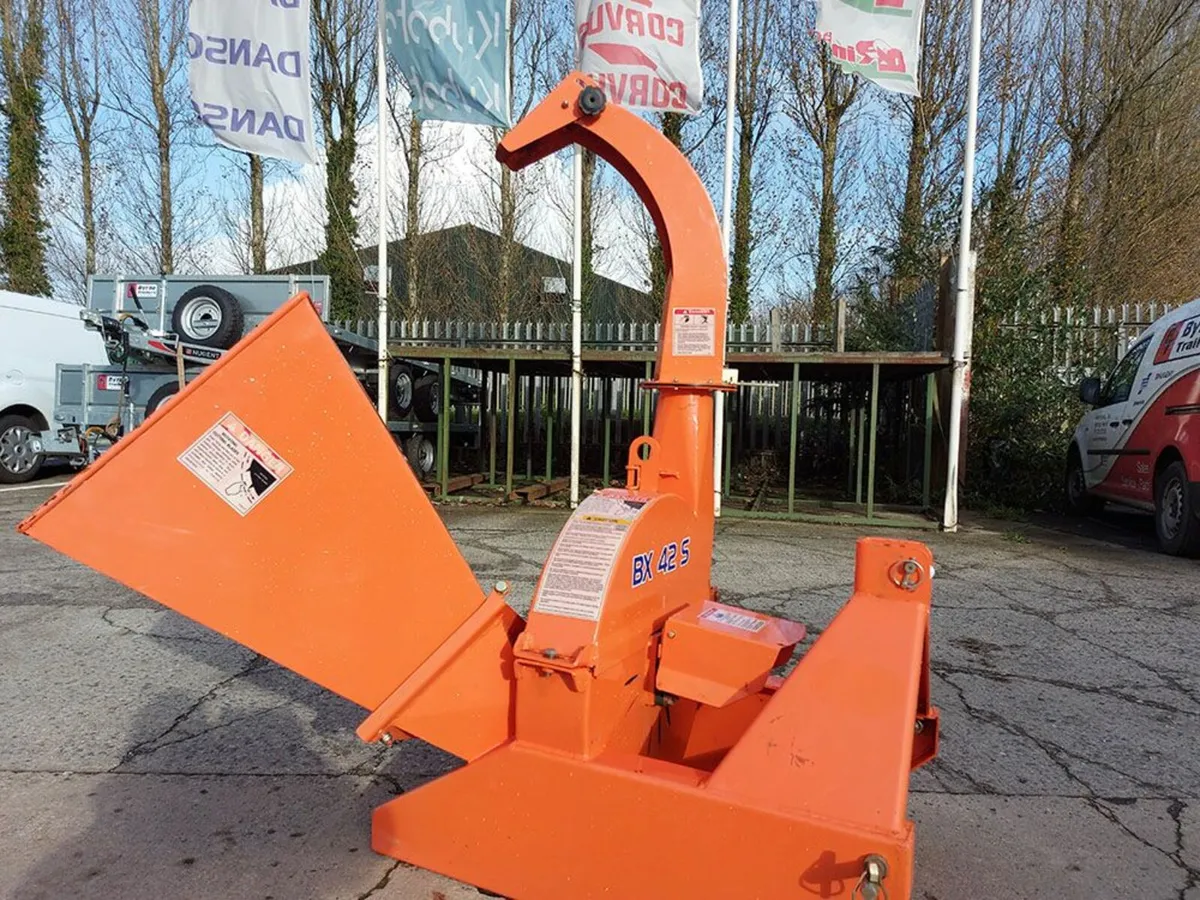 DANSO Wood Chipper BX42S - Image 1