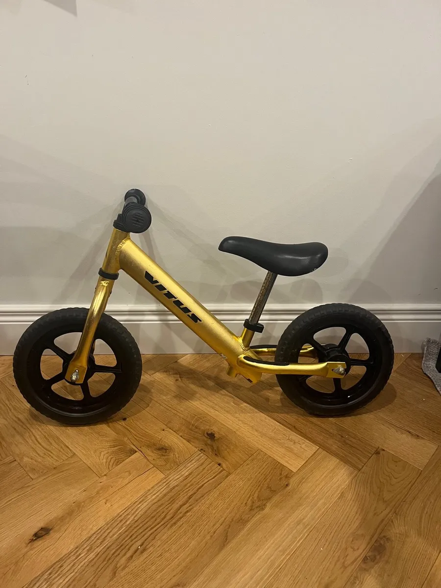 Vitus nippy superlight balance bike deals 2019