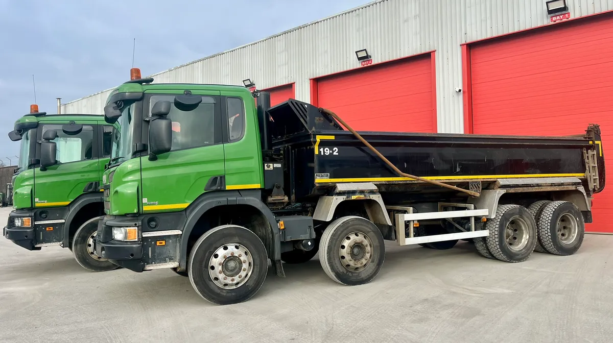 2017 Scania's P410 x 2 - Image 3