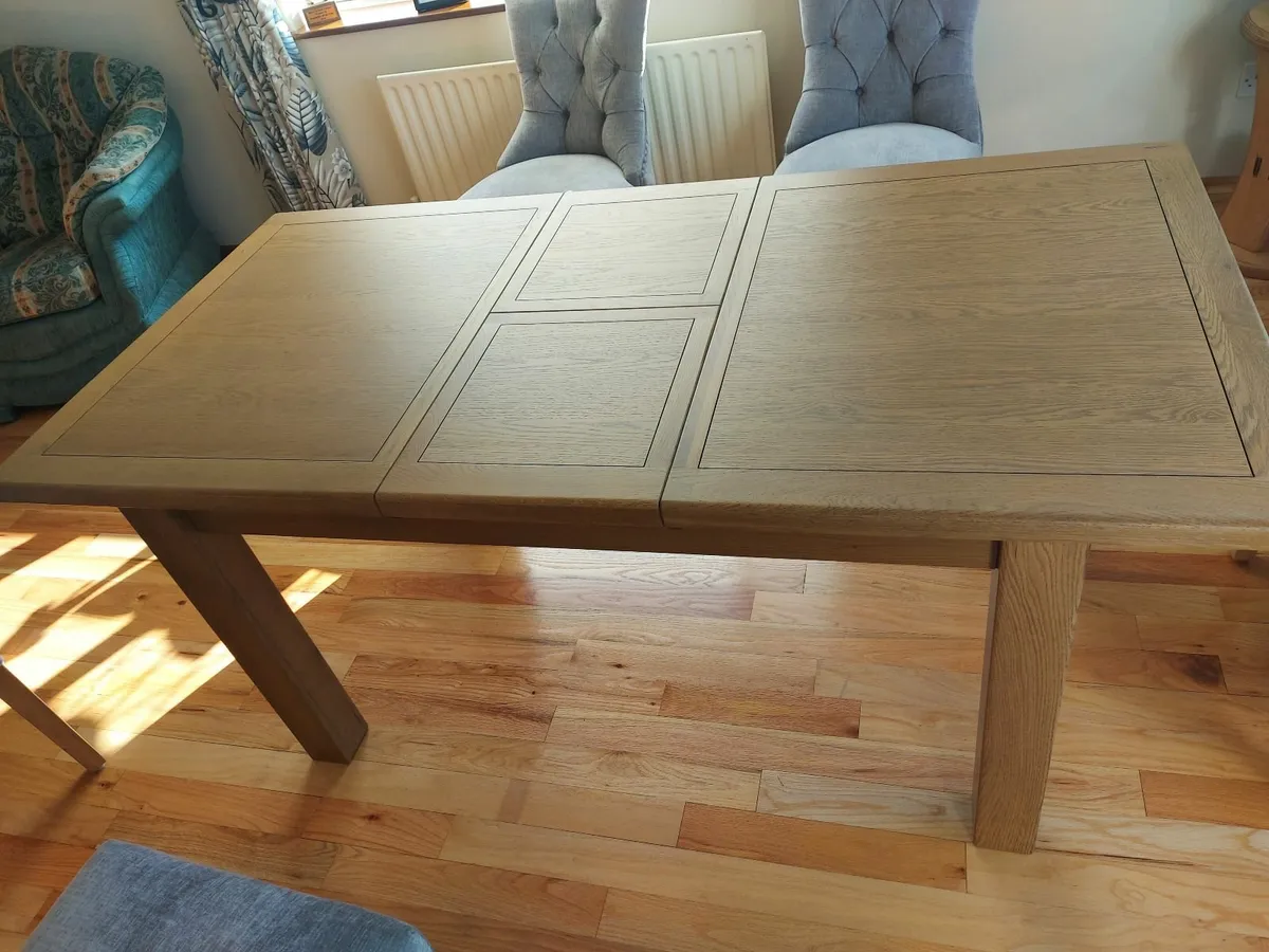 Oak Dining table