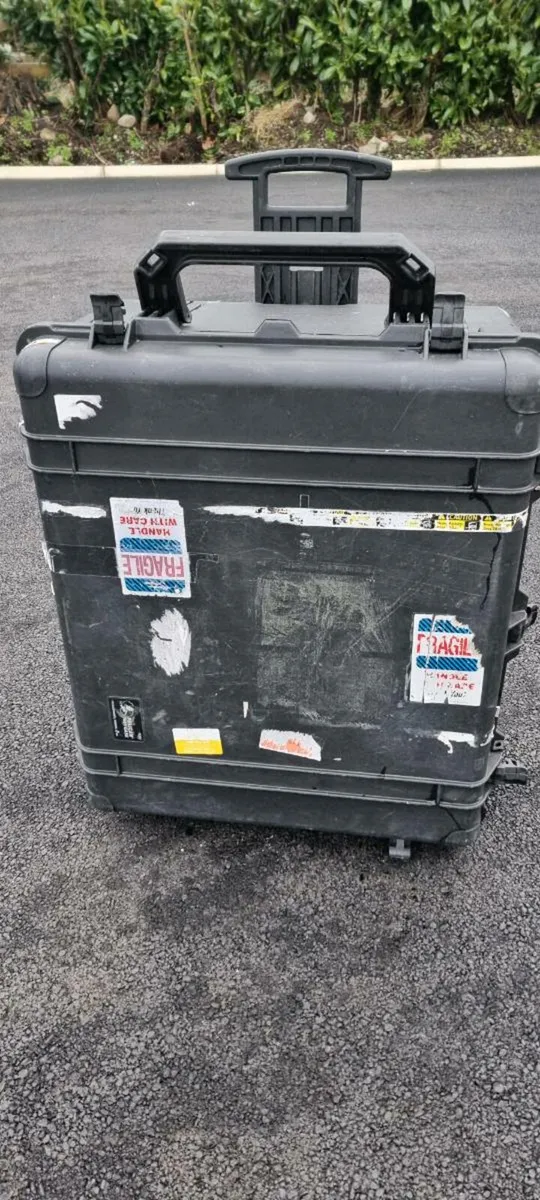 Pelican 1690 case-with foam insert,( 800 euro new) - Image 1