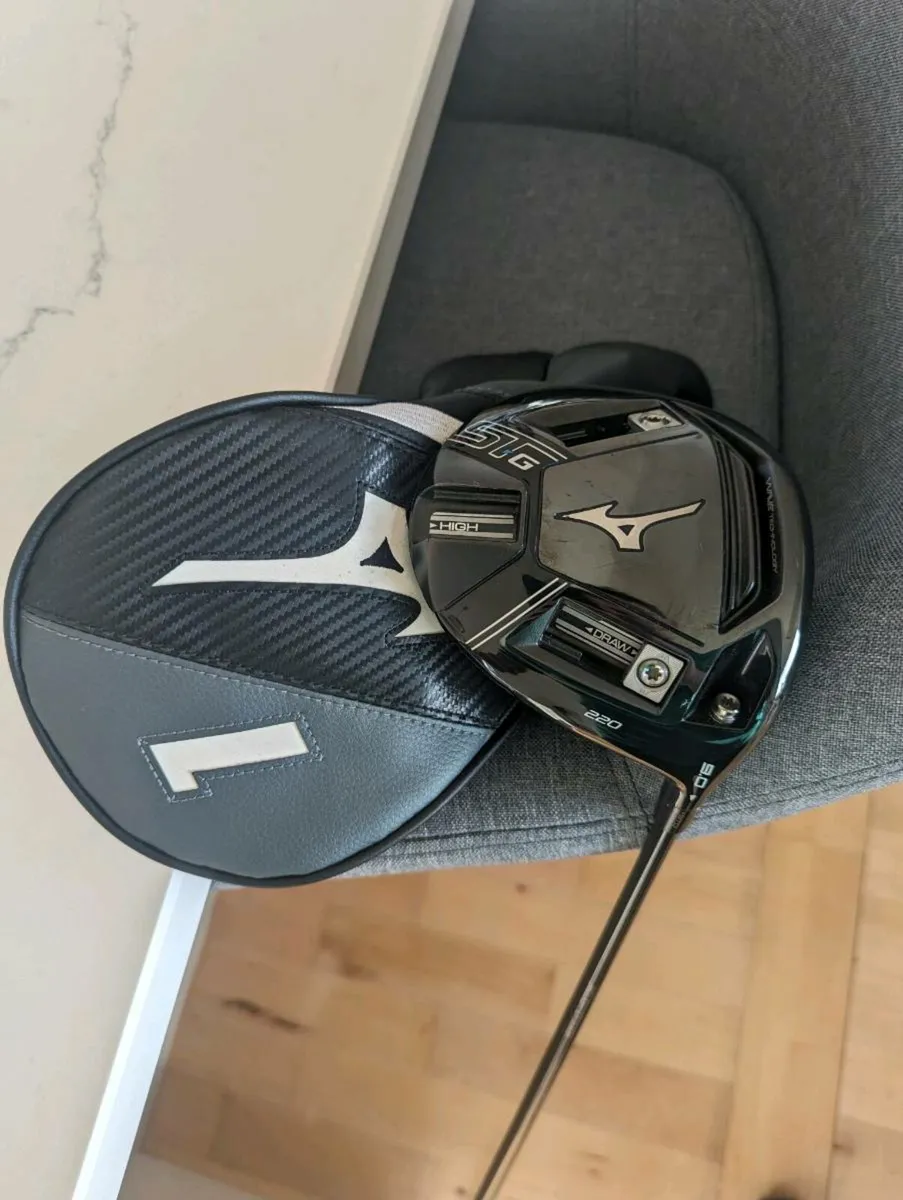 Mizuno ST-G 220 Driver 9 Degree