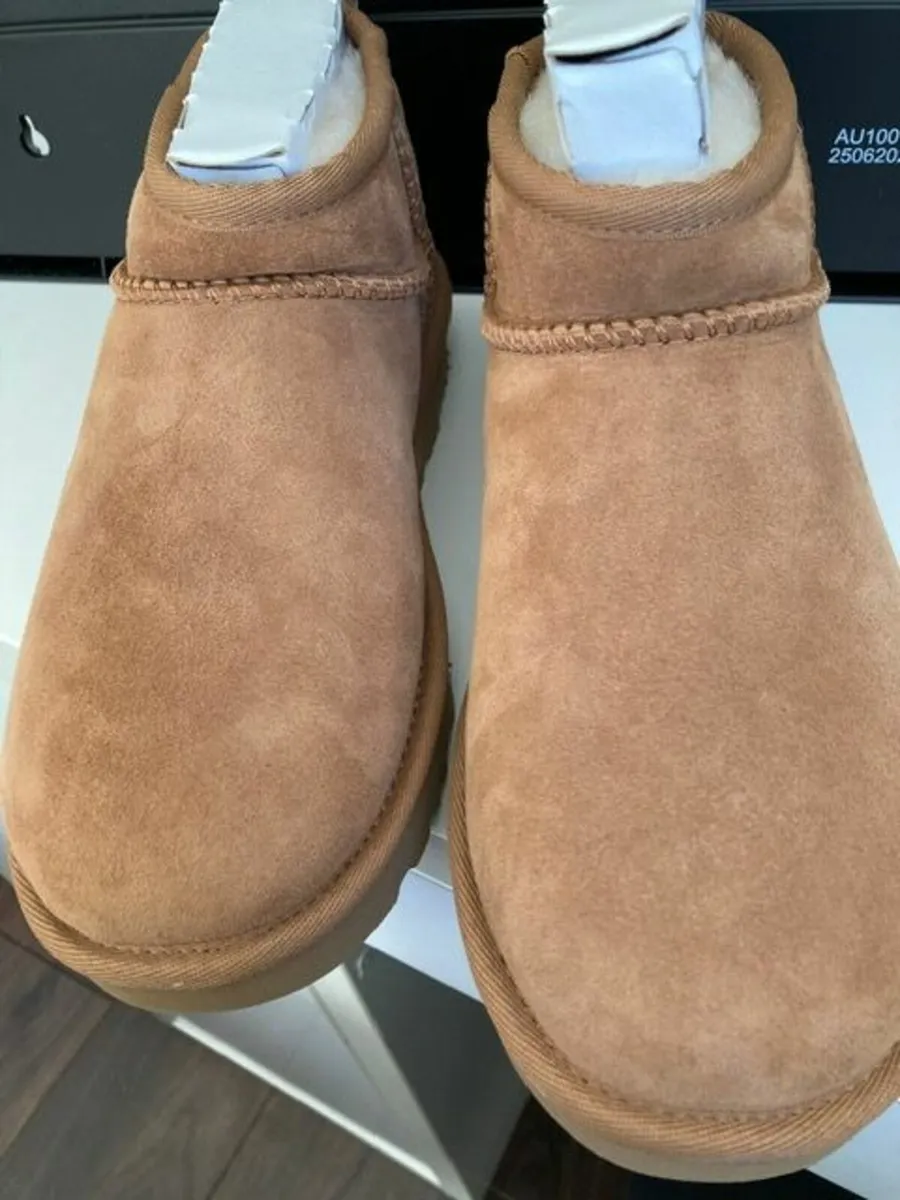 Uggs size clearance 3