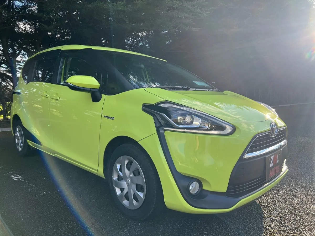 171 TOYOTA SIENTA 6 SEATS HYBRID for sale in Co. Dublin for €15,750 on