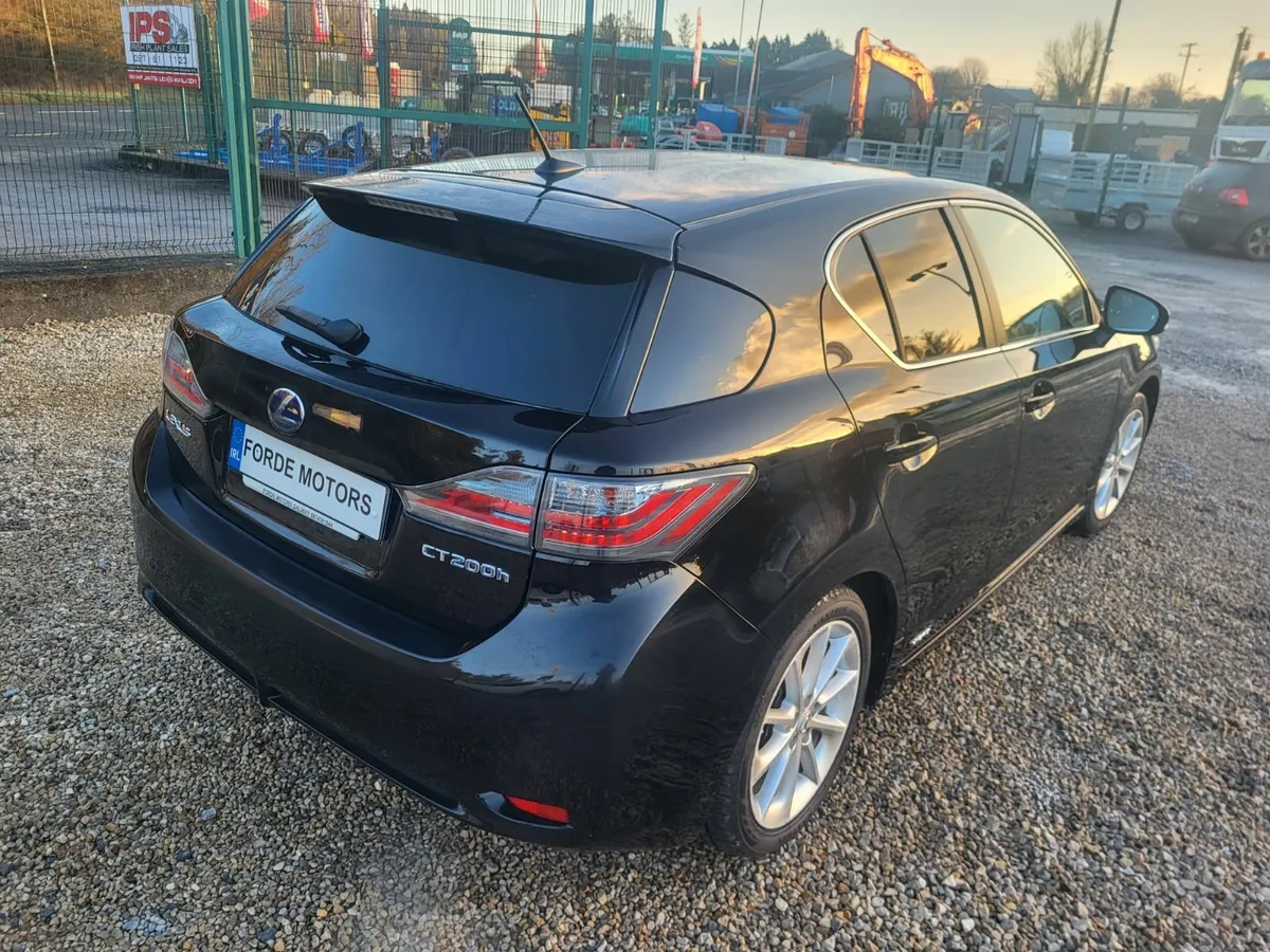 Lexus CT 200 H, 2011 - Image 4