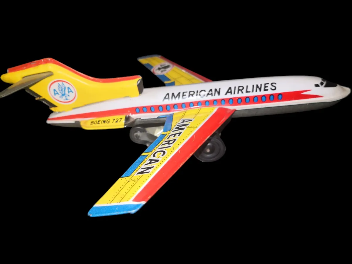 American Airlines tintoy model plane - Image 2