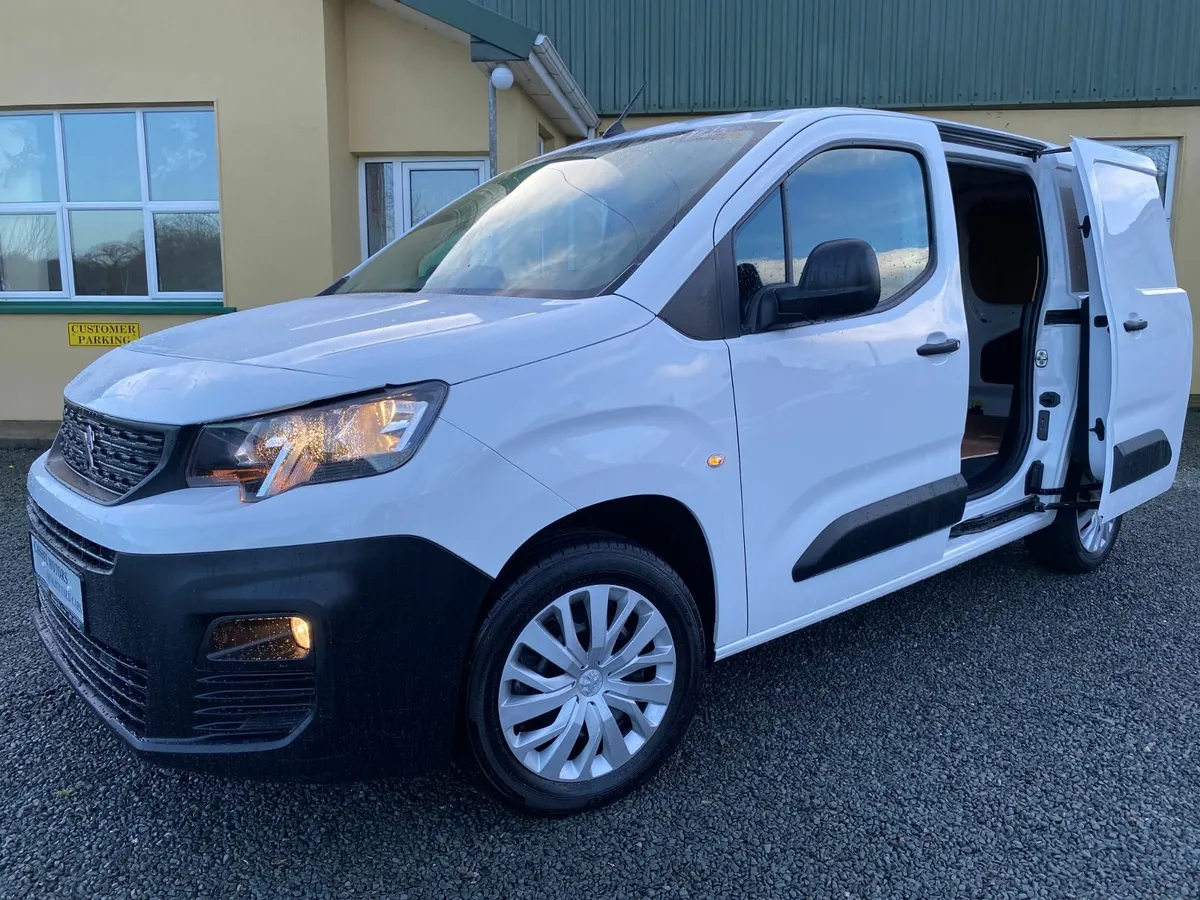 PROFESSIONAL 100bhp Air Con New 12mth CVRT - Image 1