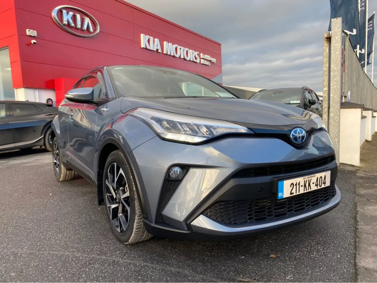 Toyota C-HR 1.8 Hybrid Sportmono 4DR Sport Auto - Image 1