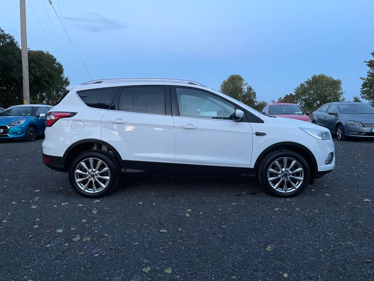 Ford Kuga Titanium Edition - Image 1