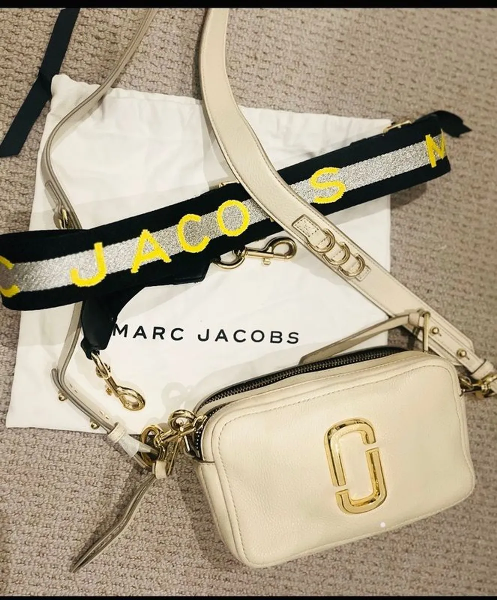 Marc Jacobs soft snap shot cross over bag for sale in Co. Meath for