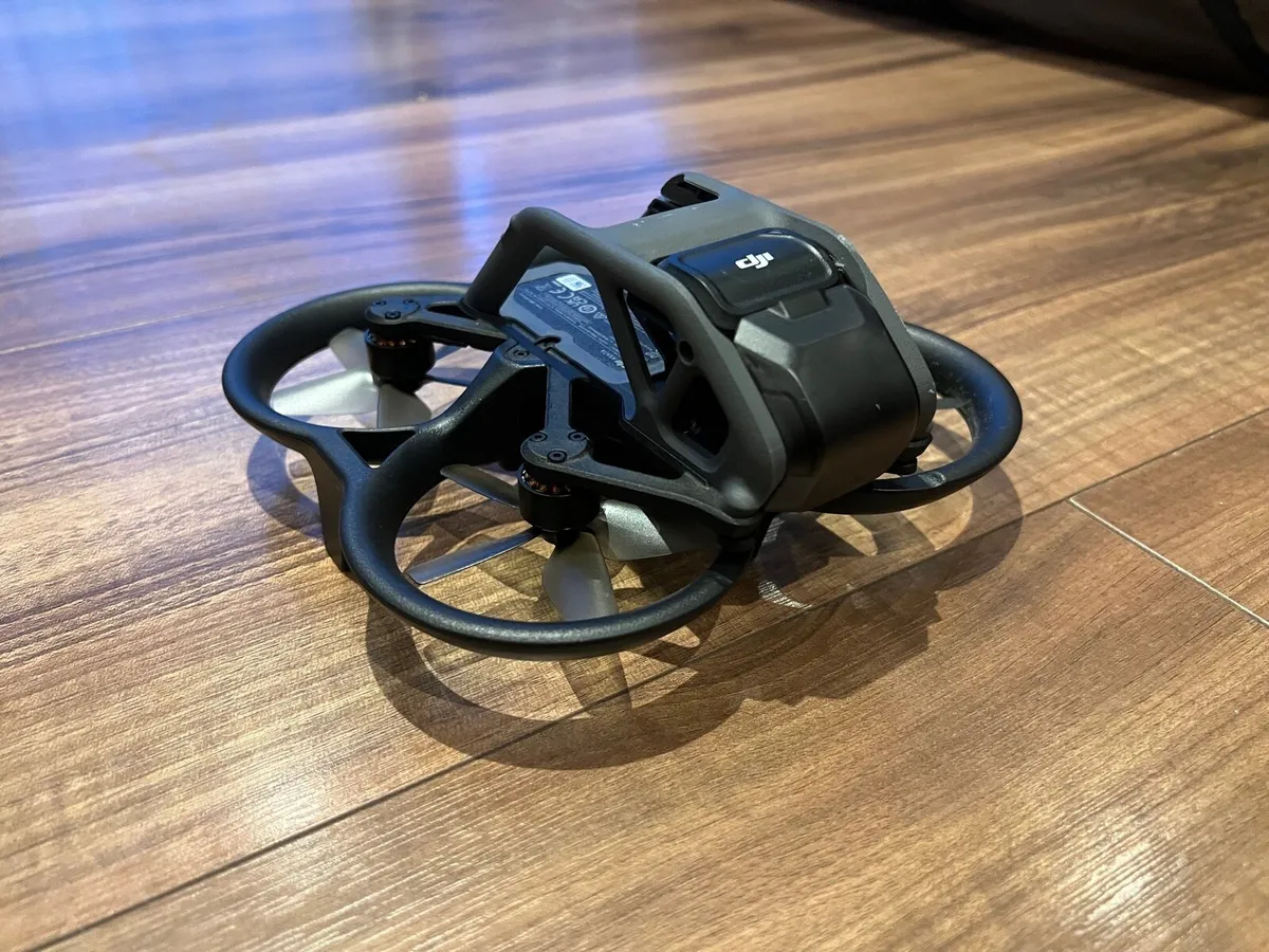 Oculus quest dji clearance mavic pro