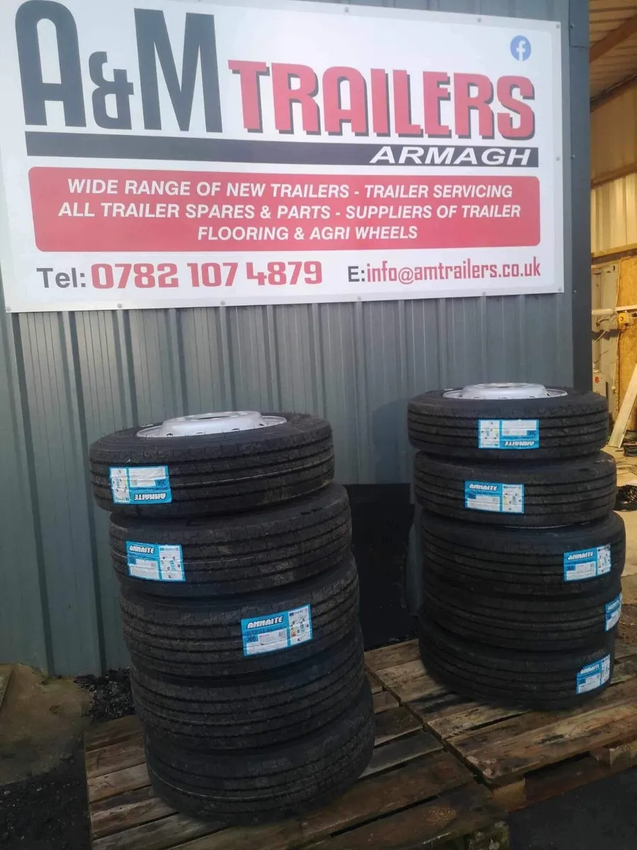 Low loader trailer wheels tyres silage trailer - Image 1