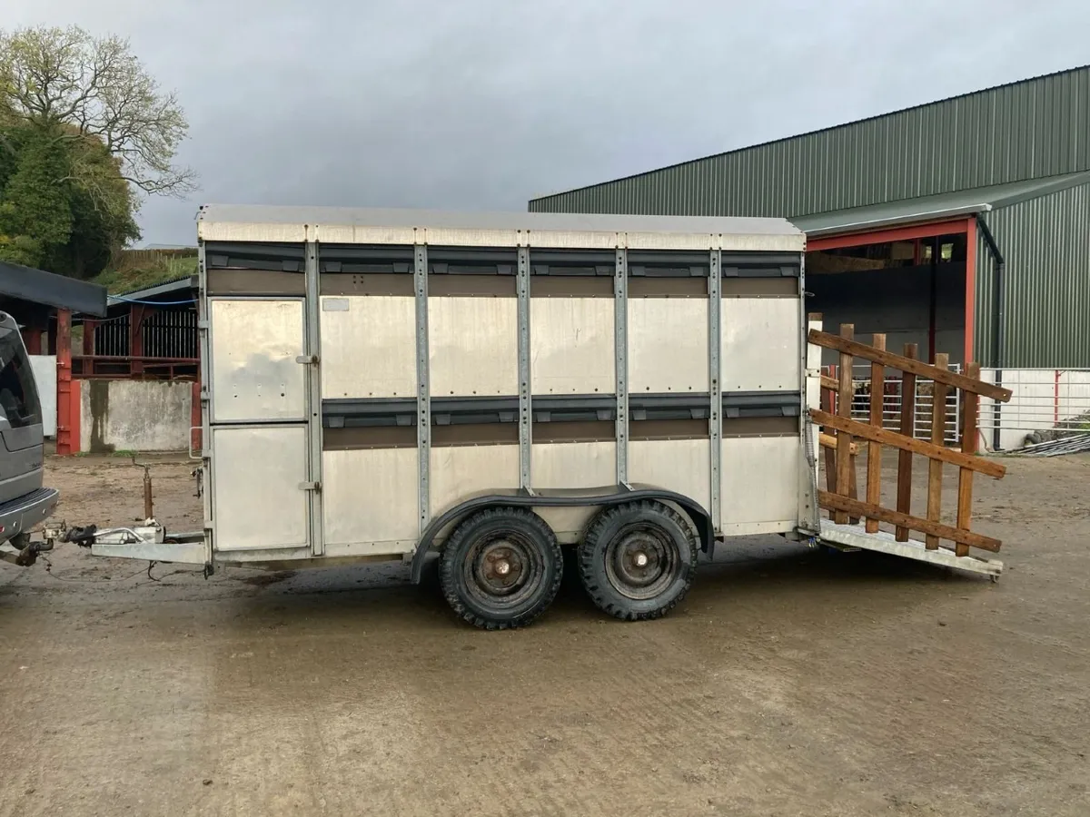 12ft bateson stock trailer. Very good tyres. Good - Image 1