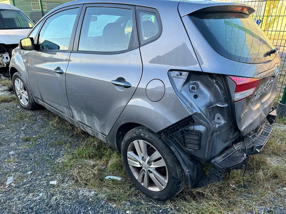 14 HYUNDAI IX20  1.4 P FOR BREAKING - Image 3