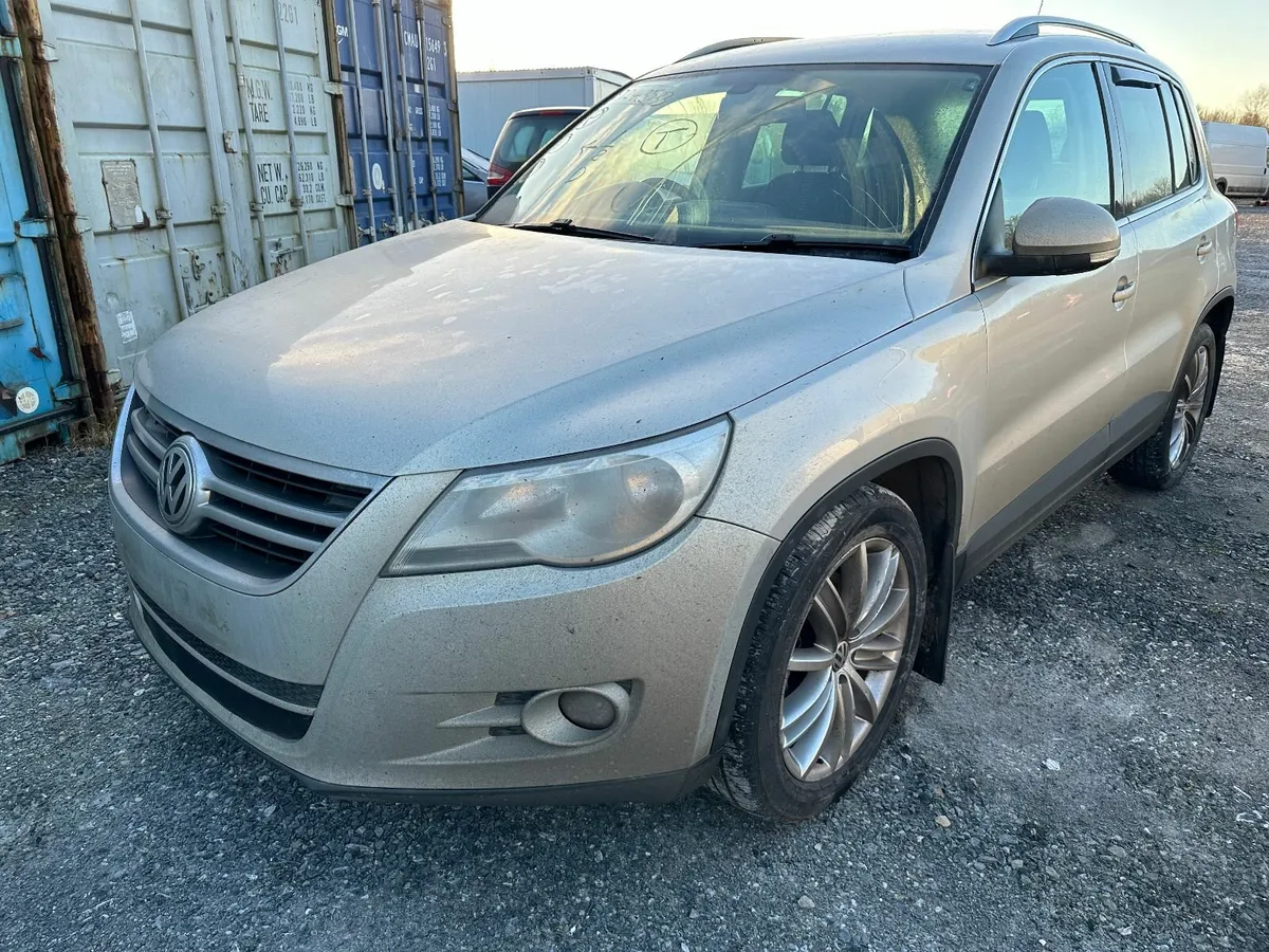 09 VOLKSWAGEN TIGUAN  2.0 TDI (CBA) FOR BREAKING - Image 1