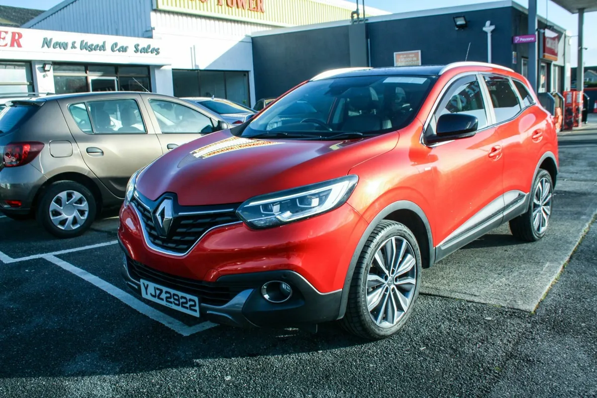 2016 Renault Kadjar 1.6DCi Signature 4x4 Die 6-sp - Image 2