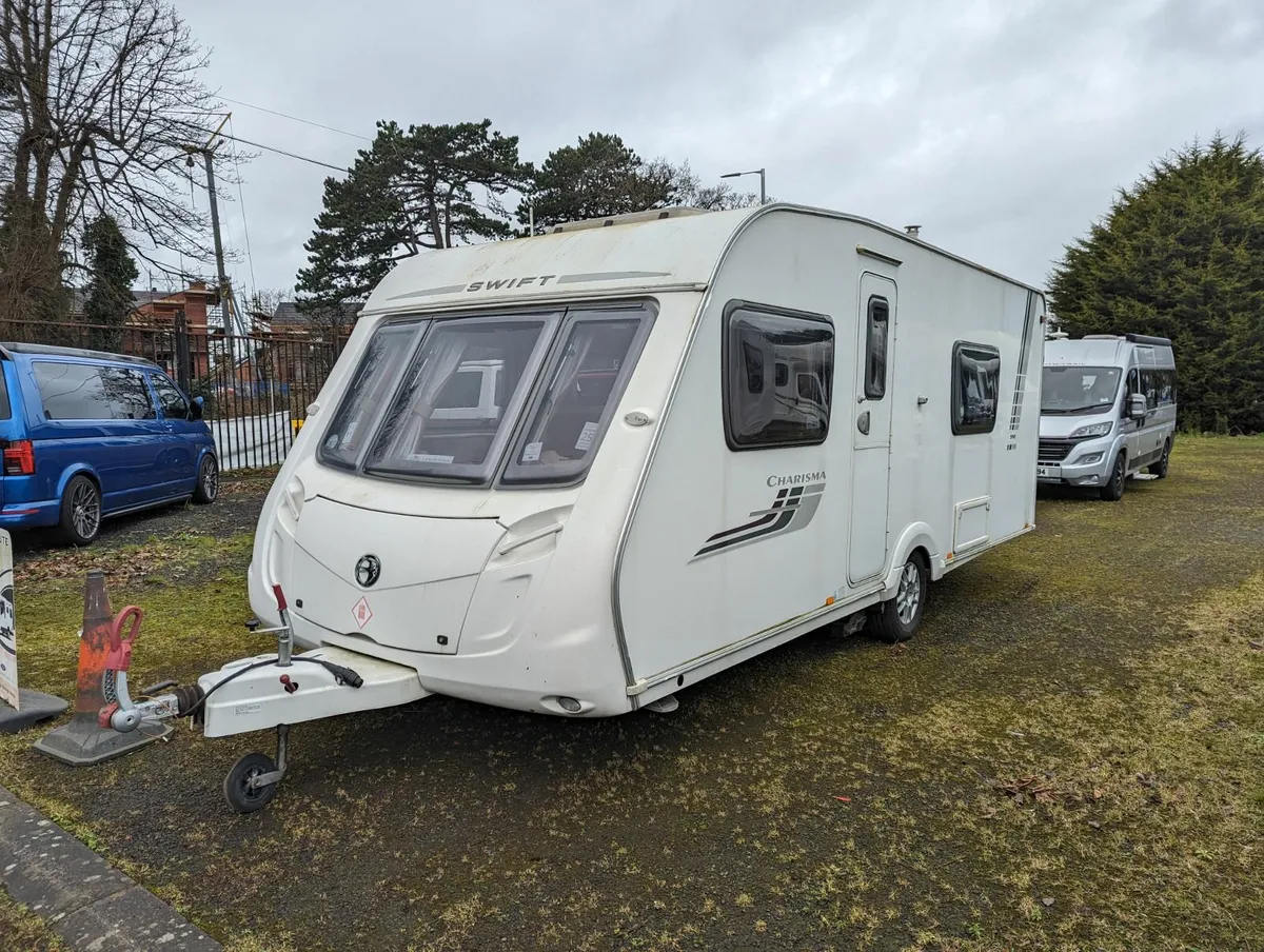 4 Berth Touring Caravan with Fixed Bed