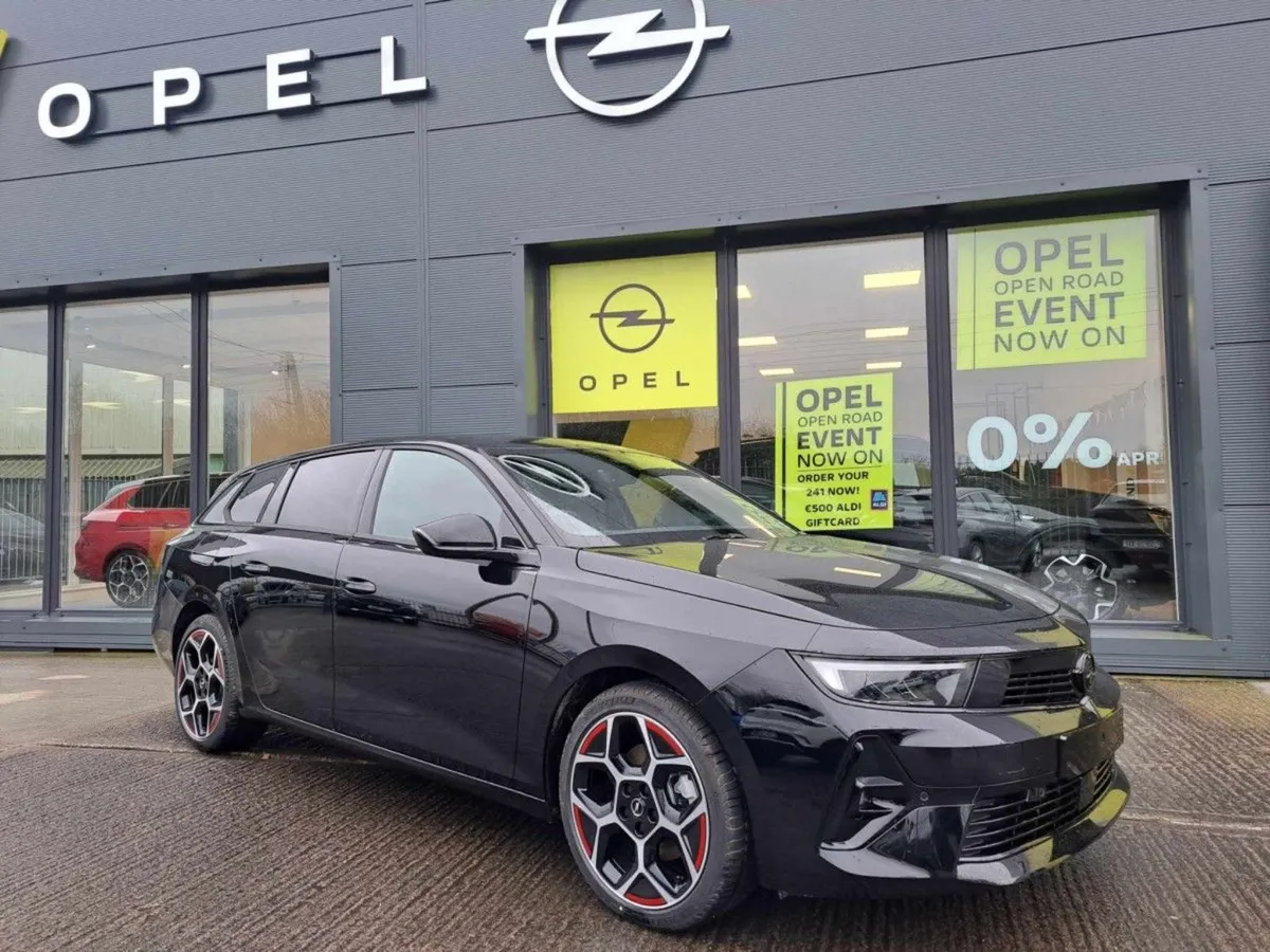 Opel Astra GS Tourer1.5 Turbo D 130PS 8 Speed Auto - Image 2