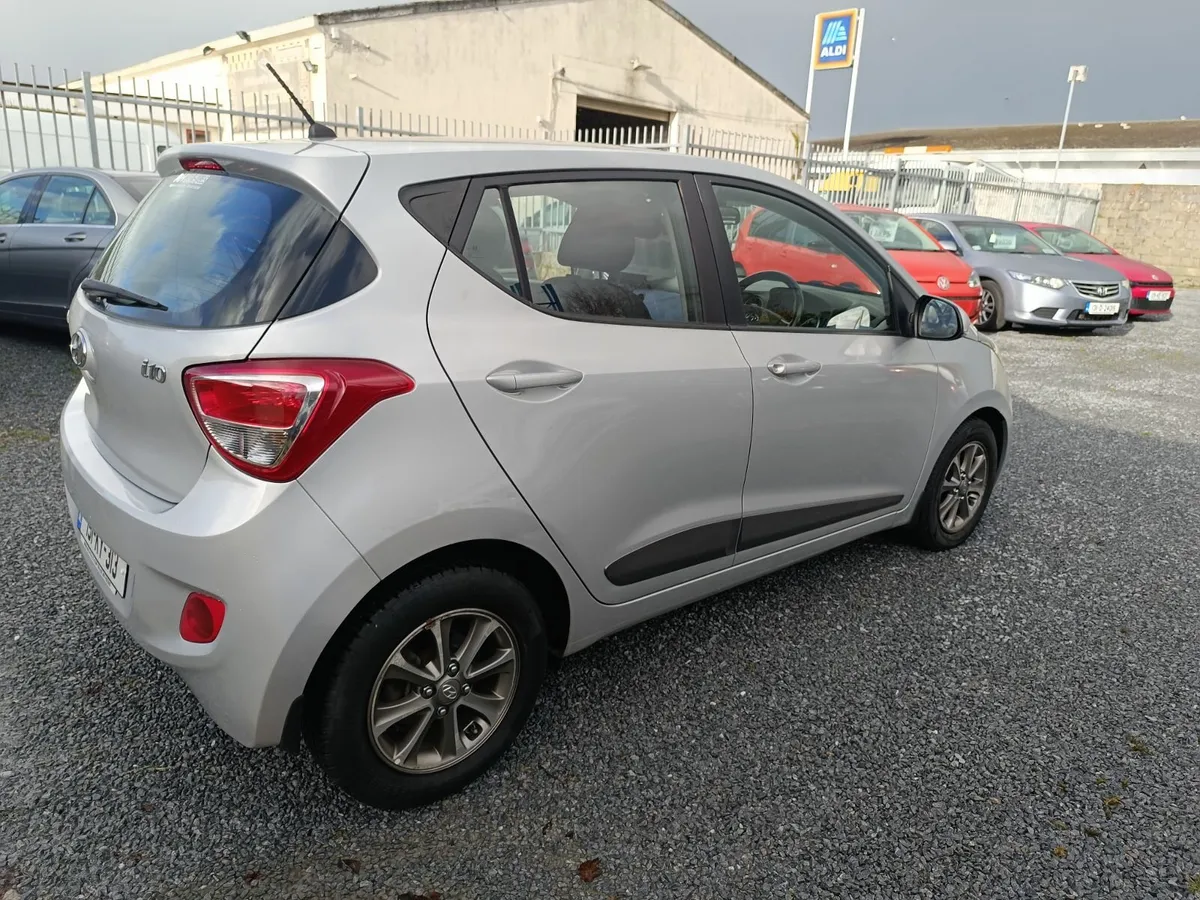 2015 Hyundai i10 1.0 deluxe - Image 4