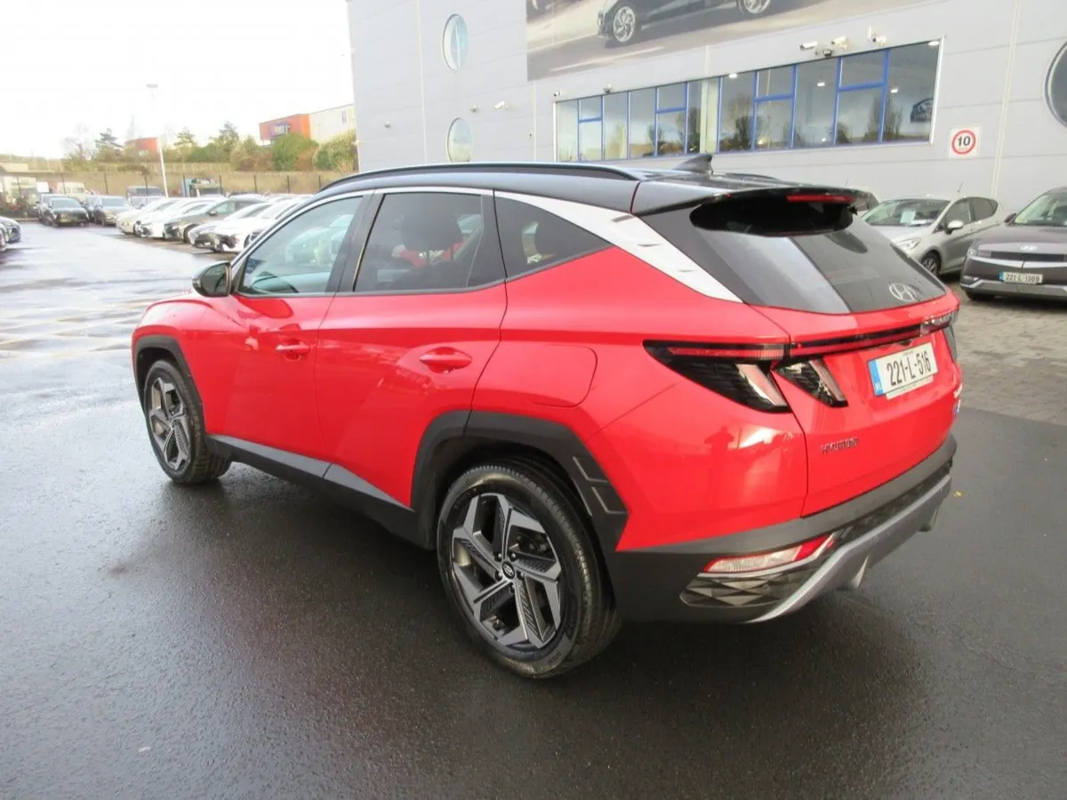 Hyundai Tucson 2WD Executive Plus HEV Auto - Image 3