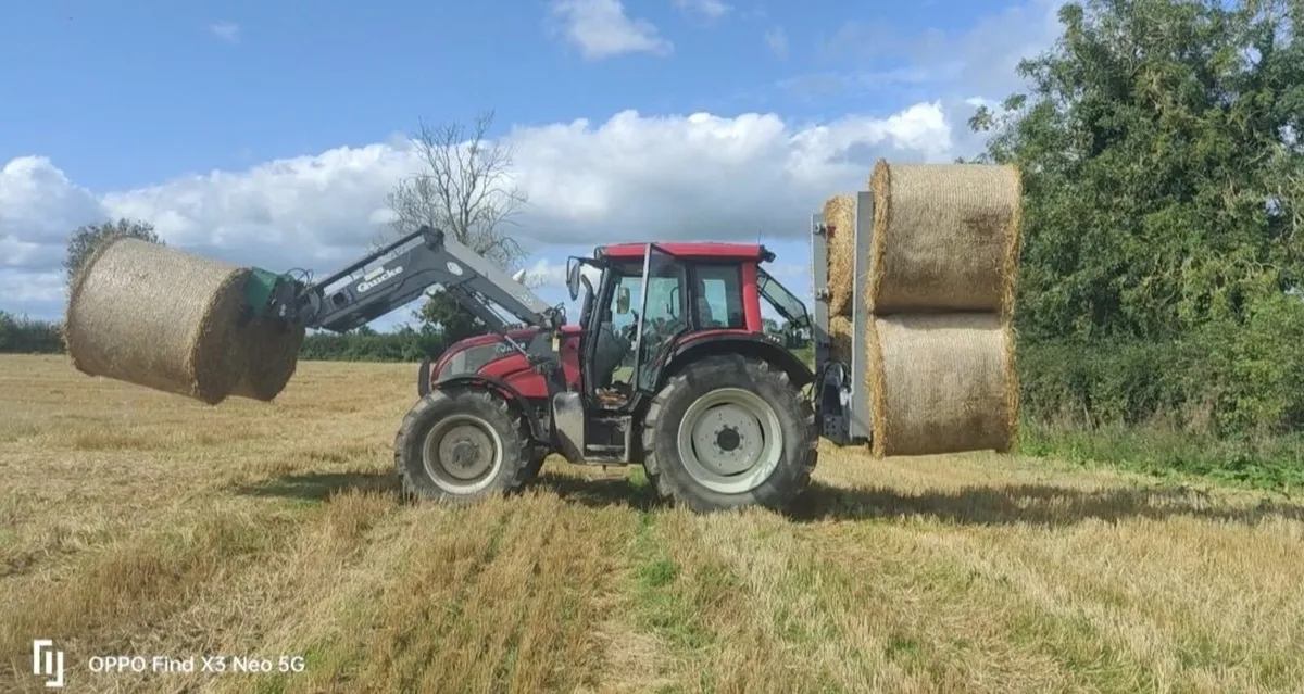 Bale Carrier
