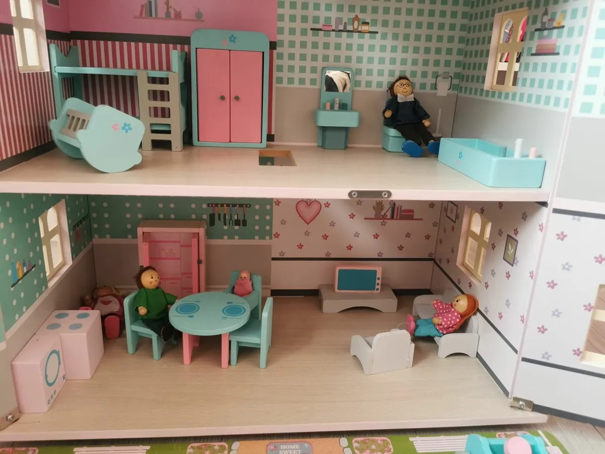 Aldi dolls best sale house for sale