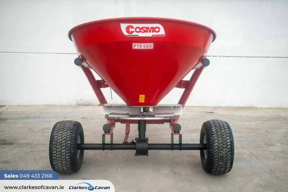 Cosmo fertiliser spreader - Image 2