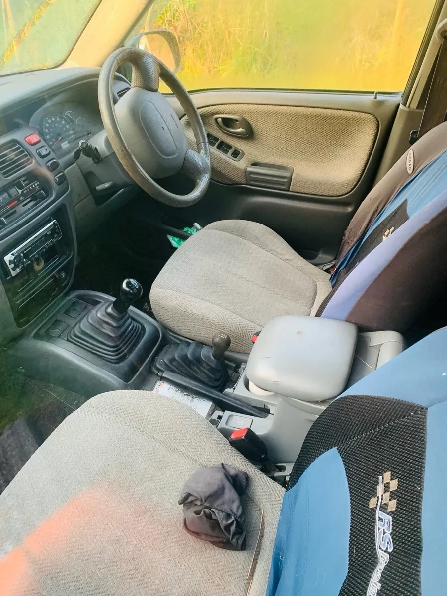 Suzuki Grand Vitara Breaking - Image 4