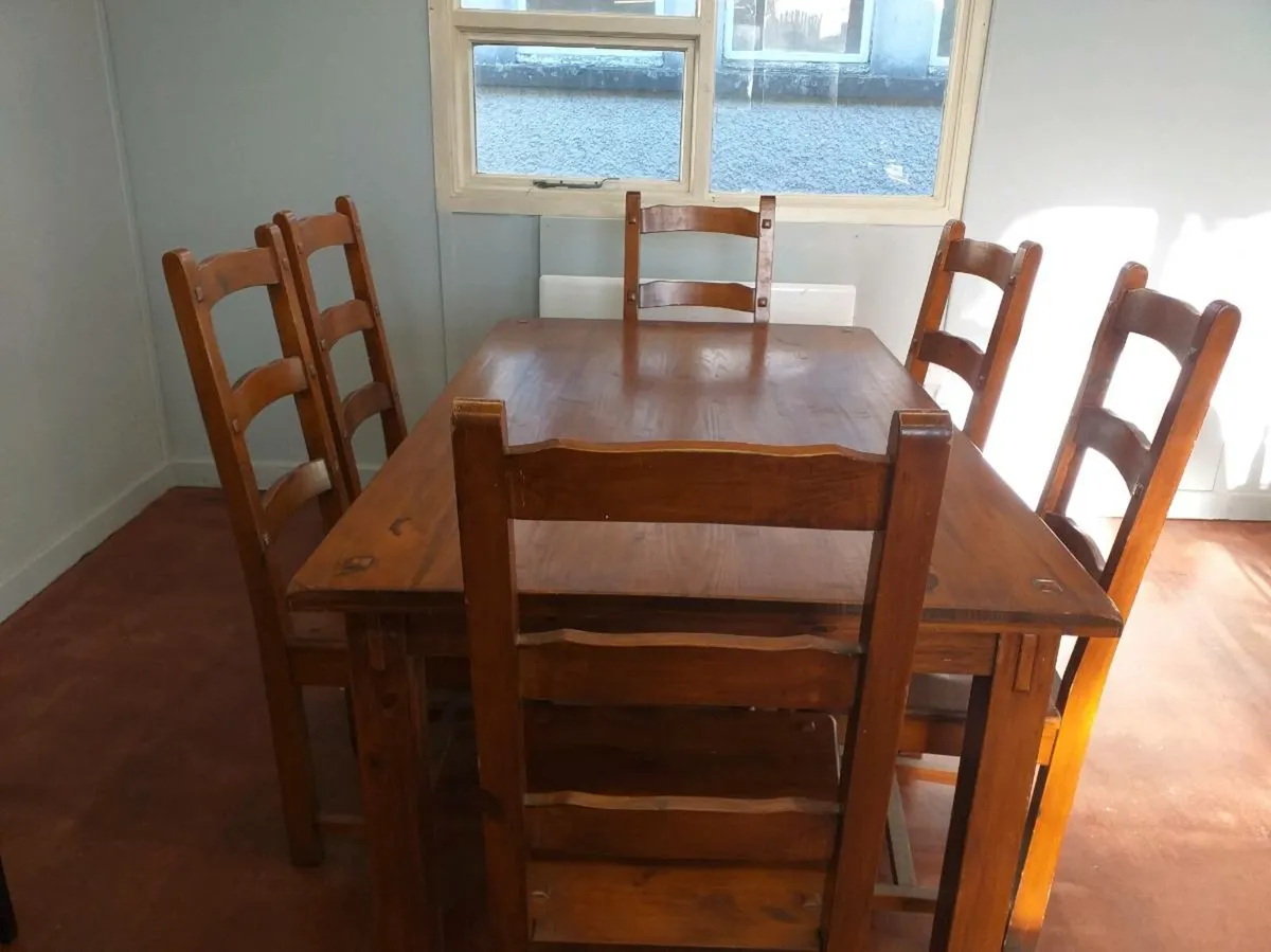 Table & 6 Chairs - Image 1