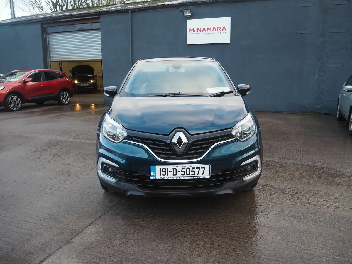 Renault Captur Iconic Low Mileage Exceptional! - Image 4