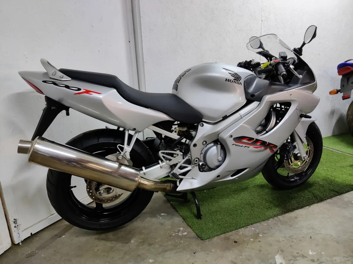 Honda cbr 600 f4i for sale near hot sale me