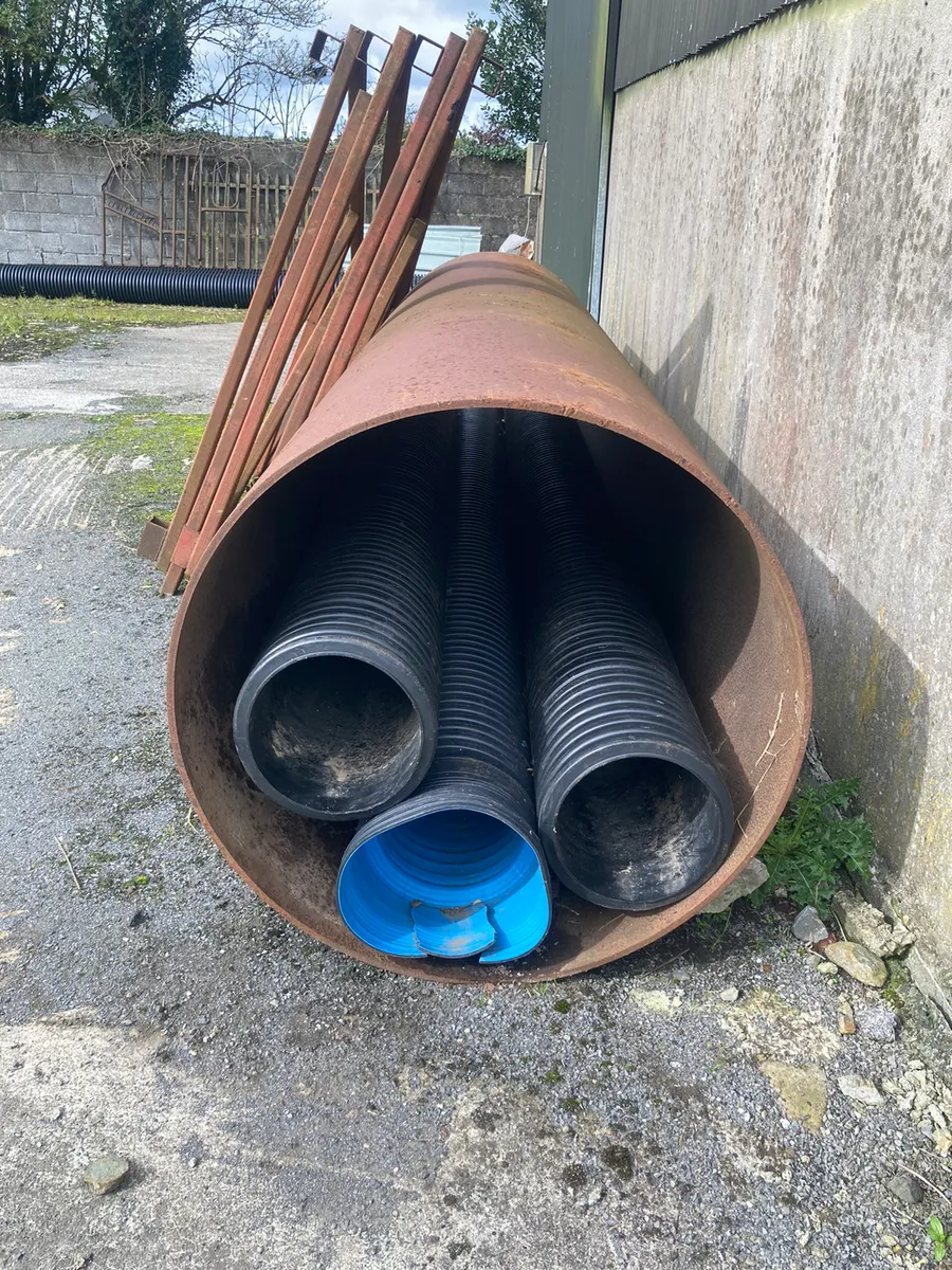 12 foot heavy pipe - Image 1