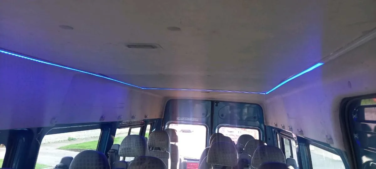 Mini bus