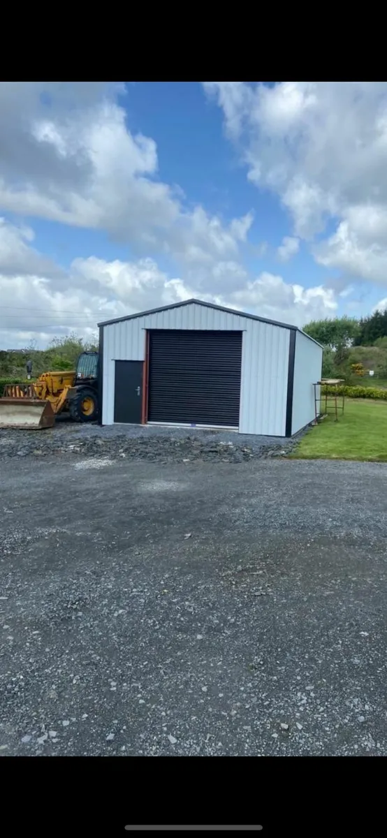 New shed 31ft 6inc x 30ft x 12ft Galv purlins - Image 3