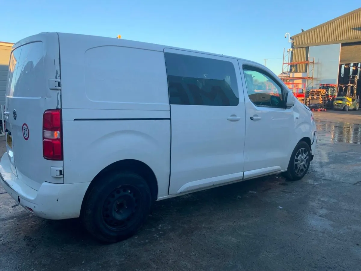 Vauxhall Vivaro 3100 Sportive....six Seat Crew Ca - Image 3