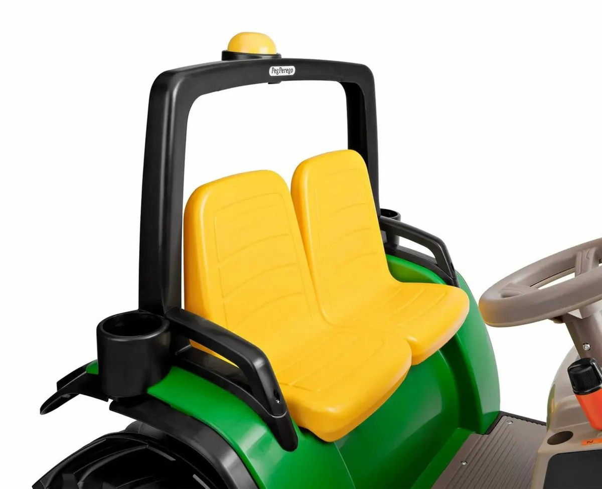 Peg Perego John Deere Dual Force 12V Electric - Image 2