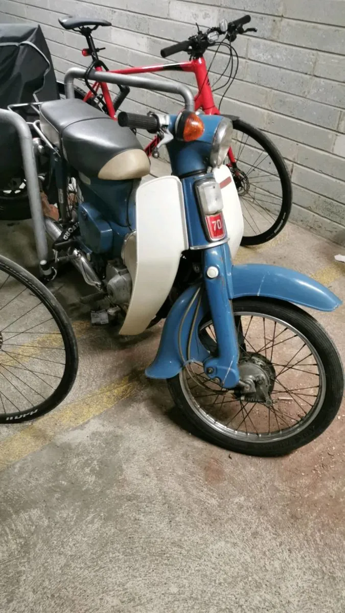 Honda cub 70 - Image 1