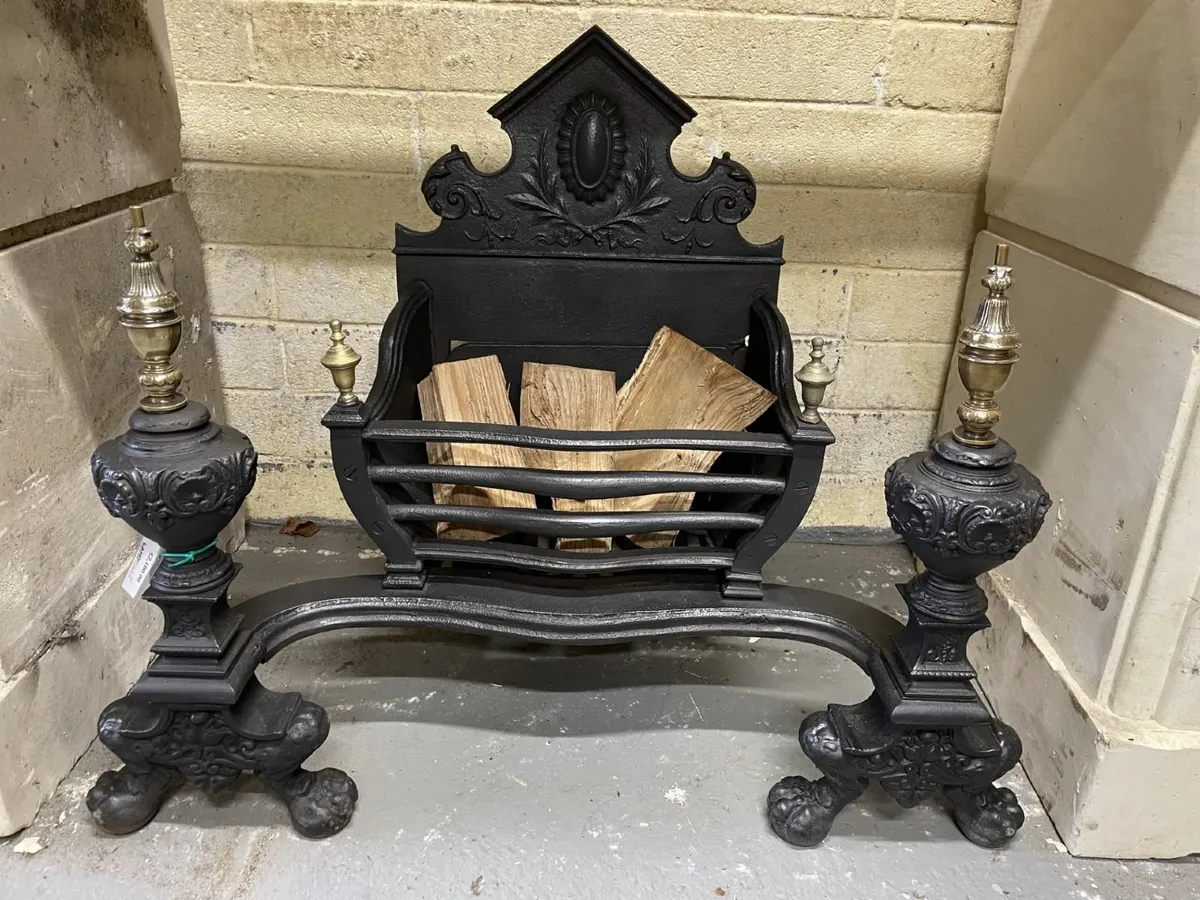 Victorian Cast Iron  & Brass Antique Fire Grate - Image 4