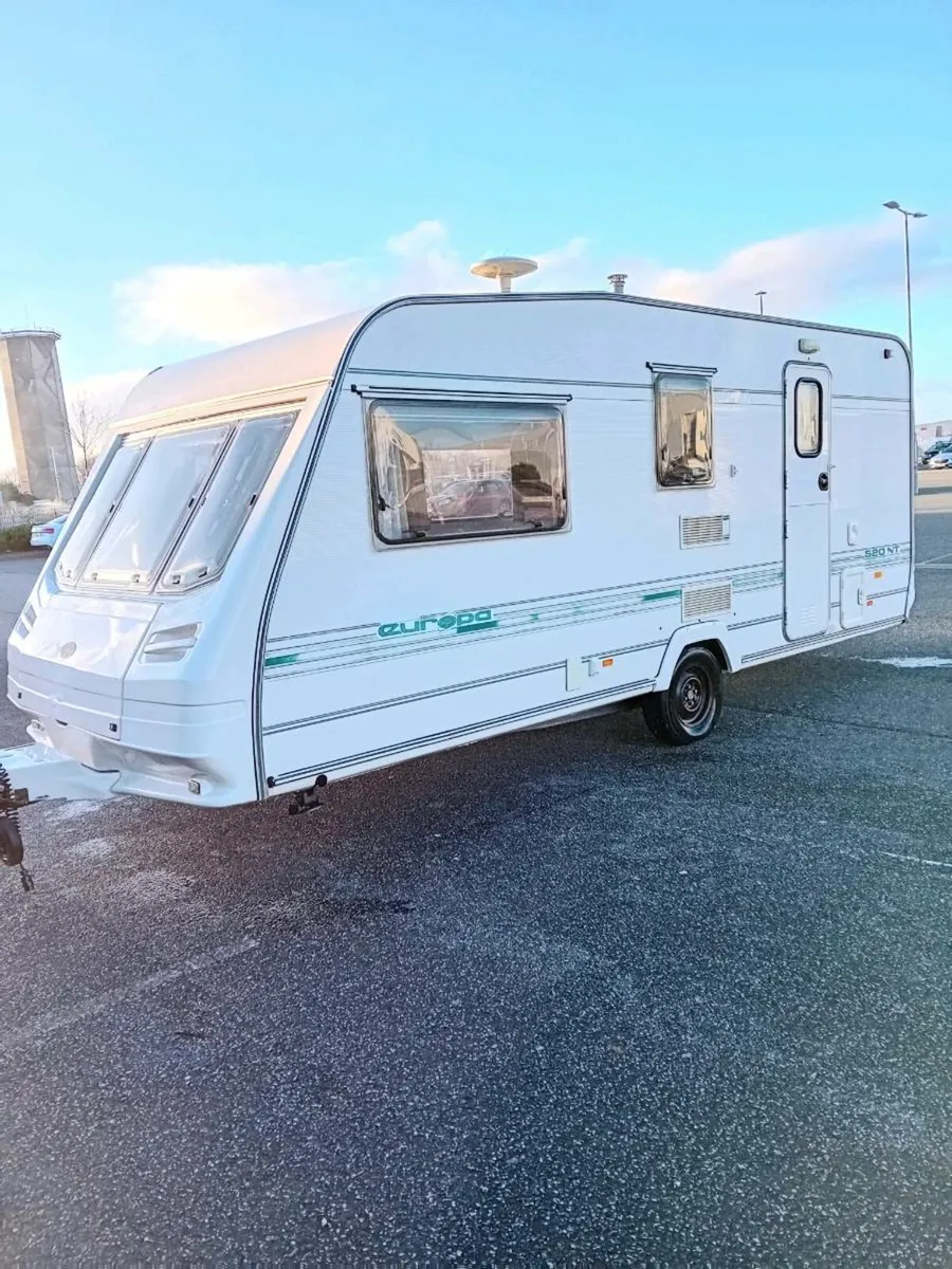 Sterling 4 berth with awning