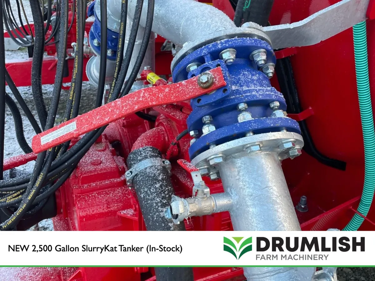 2,500 Gallon Slurrykat Tanker with Garda Duel Pump - Image 3