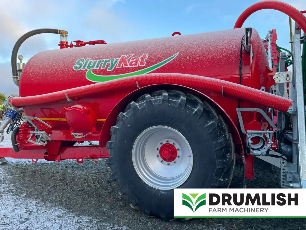 2,500 Gallon Slurrykat Tanker with Garda Duel Pump